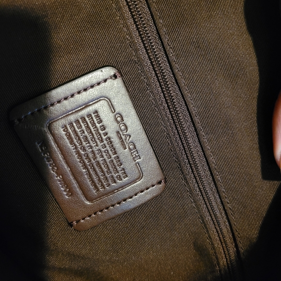 Coach purse - Picture 3 of 4